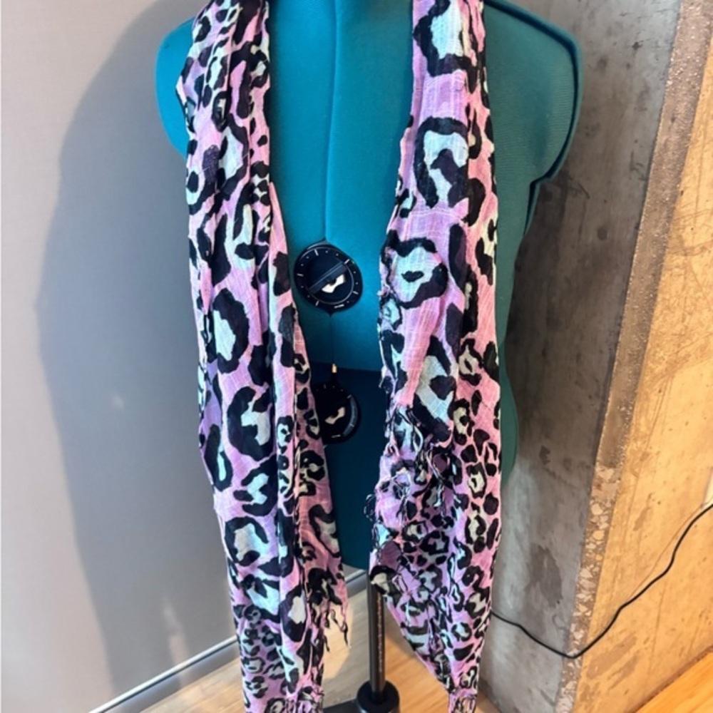 Pink Leopard Print Scarf